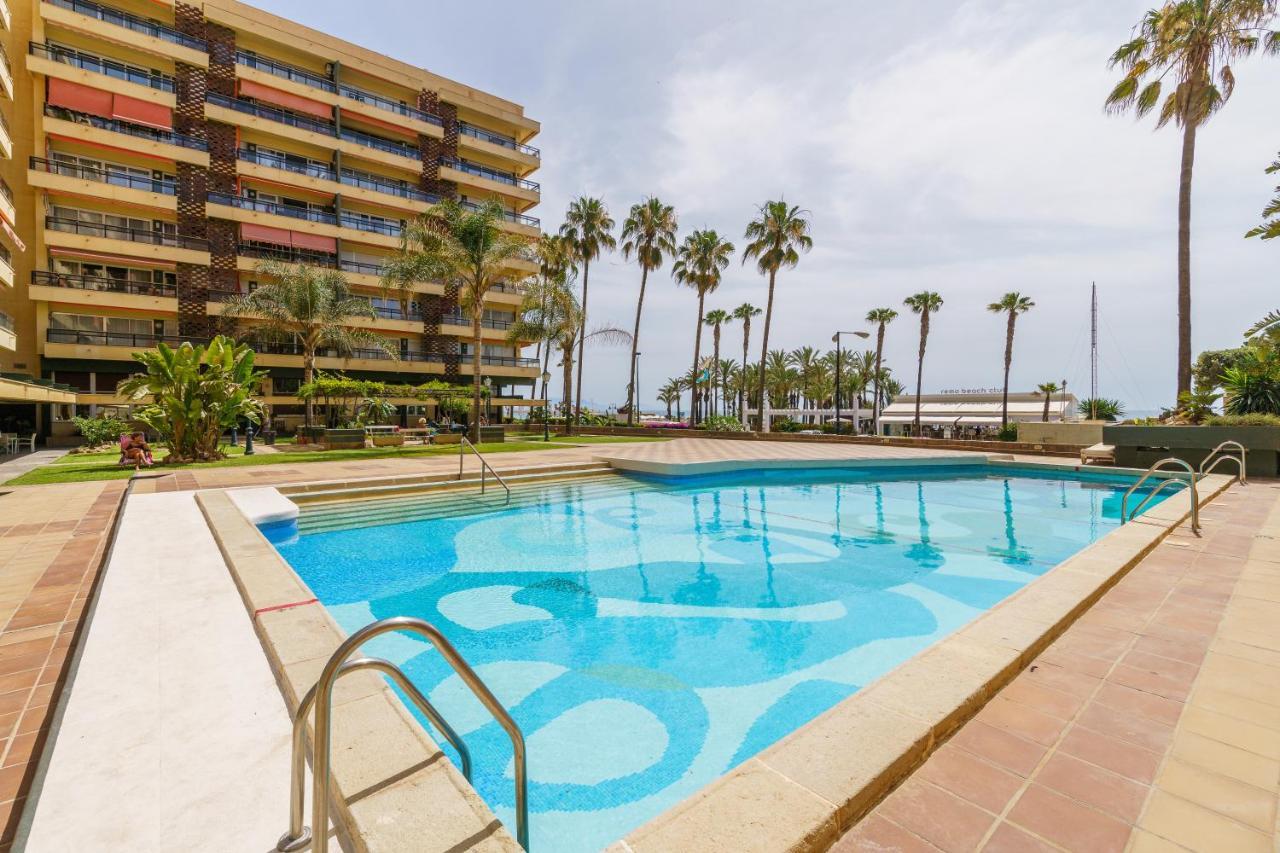 First Line , Cosy And Comfortable + Swimming Pool Торремолінос Екстер'єр фото